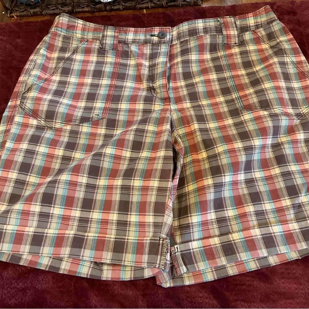 Style & Co. Flat Front Plaid Shorts - Beige with Red and Blue Accents​